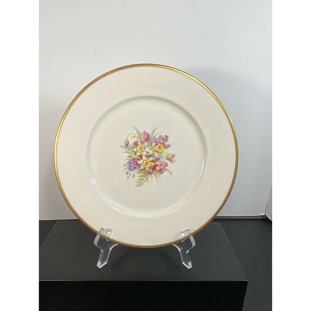 WARWICK CHINA DINNER PLATE FLOWERS W/ GOLD TRIM 10”